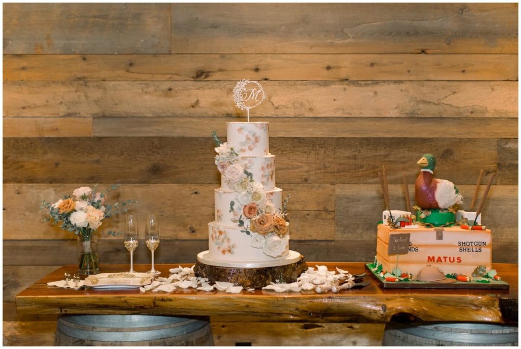 Houston Wedding at The Vine | the wedding cakes 
