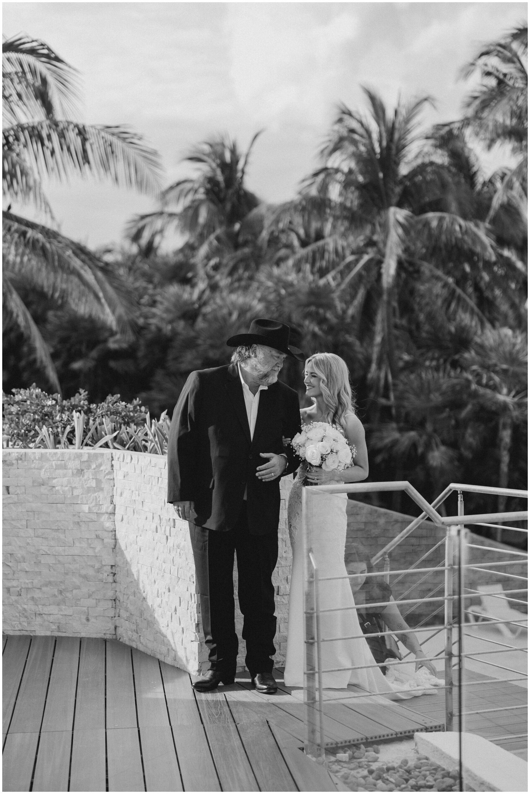 Wedding in Tulum, Mexico. Destination Wedding Photographer