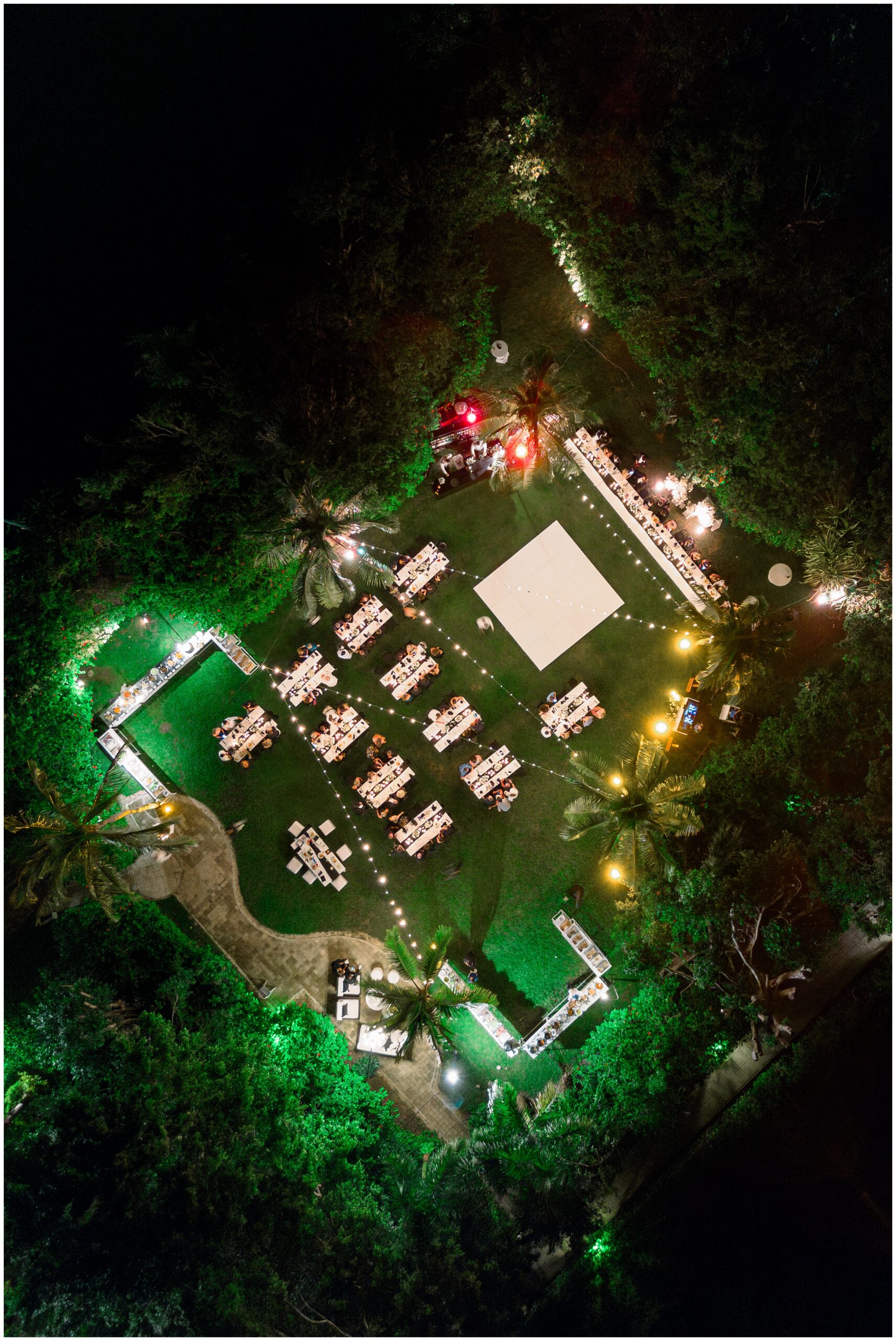 Wedding in Tulum, Mexico. Destination Wedding Photographer