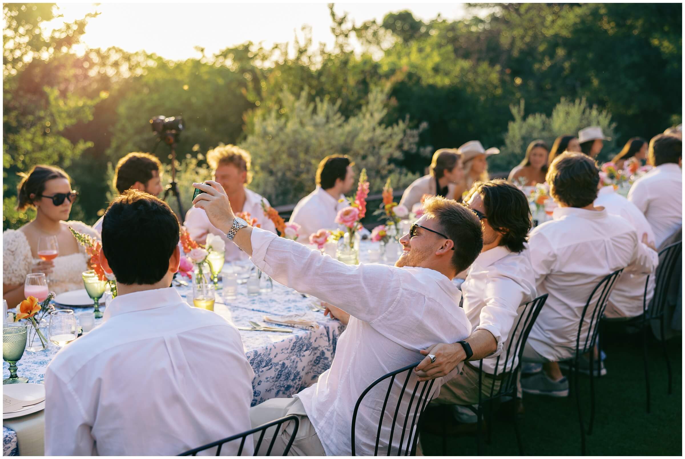 DFW Wedding Photographer | Destination Wedding Photographer | guests smile