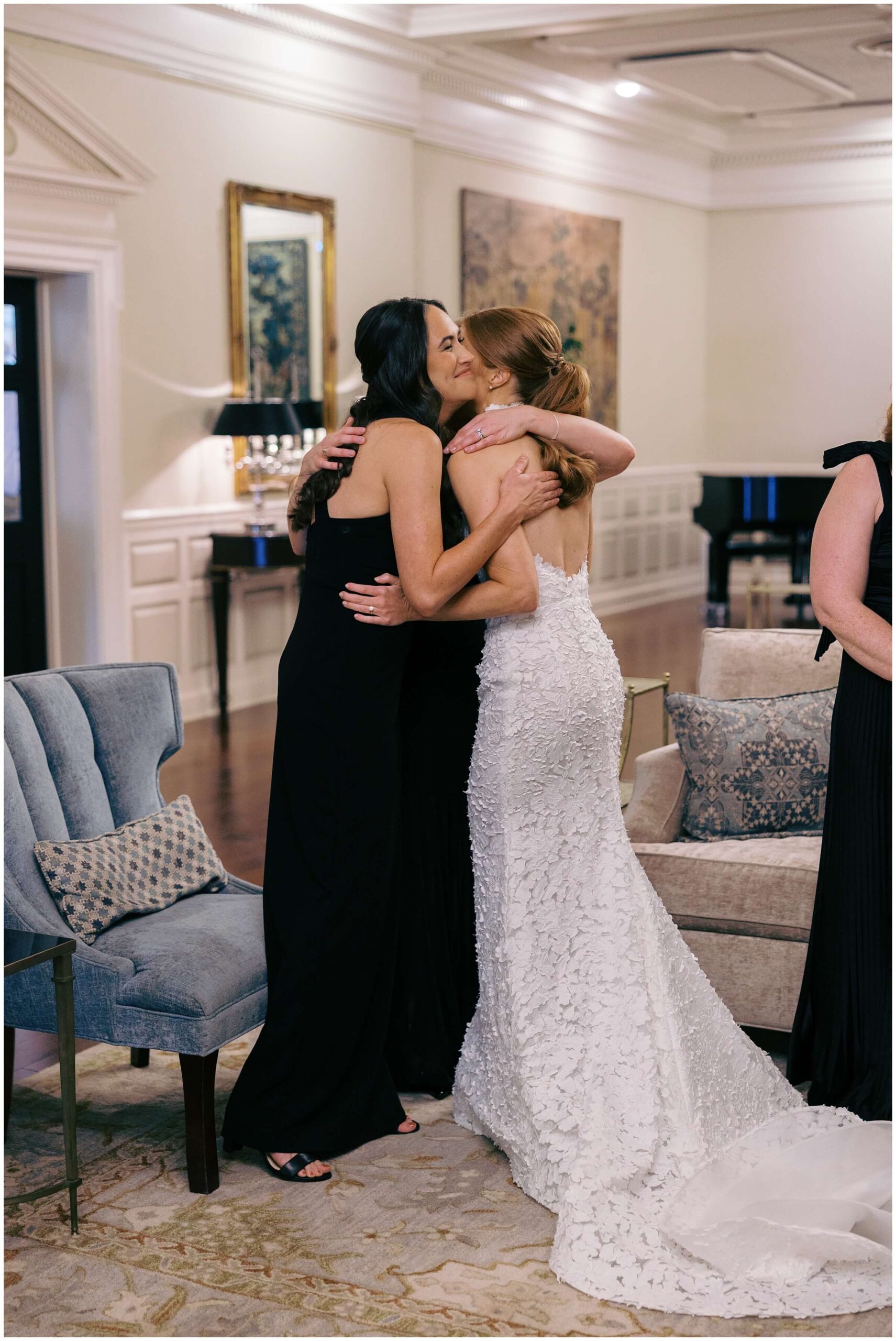 Bride and Bridesmaids at the Colonial Country Club